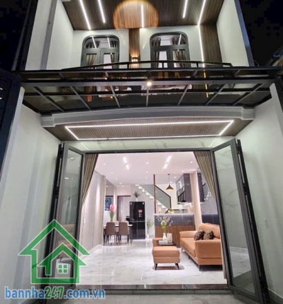 CHỈ 5.25 TỶ – NHÀ 4 PHÒNG NGỦ – PHẠM VĂN BẠCH TÂN BÌNH – TẶNG FULL NỘI THẤT Hẻm 3,5m. Gần Mặt tiền Phạm Văn Bạch rộng 35m – sát sân bay, sân golf, TTTM, siêu thị...