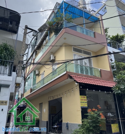 CHỈ 10,5 TỶ – GÓC 2MT HẺM 8M NHỰA – TÂN THÀNH, TÂN PHÚ – DÒNG TIỀN 25TR/THÁNG DT: 47m² (4x14m). Kết cấu: 3 tầng kiên cố, 6PN – 6WC. Hiện đang cho thuê thu nhập 25 triệu/tháng. 