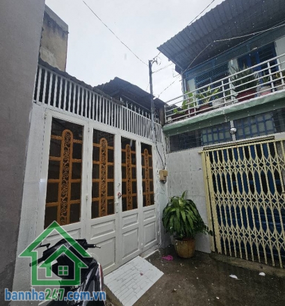 Nhà Nguyễn Sỹ Sách – Tân Bình DT: 54m² (3.1 x 18m), sổ hồng riêng 2 tầng: 3PN – 3WC, nhà mới, vào ở ngay Hẻm ba gác, 50m ra MT, gần chợ Tân Trụ, trường học. 
