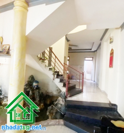 CHỈ 5,3 TỶ - NHÀ ĐẸP – ĐƯỜNG 8M XE HƠI TRÁNH – SÁT AEON TÂN PHÚ – 5.4 x 12m – KHÔNG LỘ GIỚI (Đường Số 6) DT: 5.4 x 12m – Công nhận: 62.3m² – sổ vuông A4, không lộ giới. 