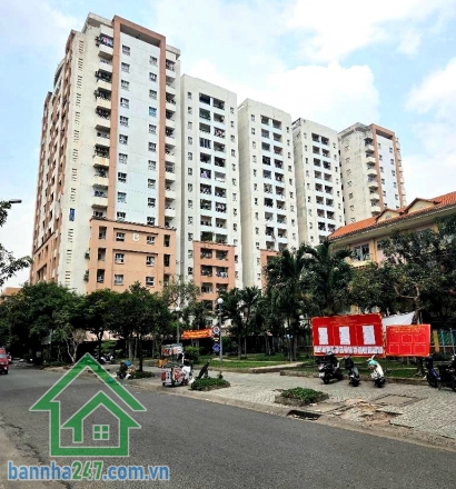 CHỈ 3,95 TỶ – CĂN HỘ CC BÀU CÁT 2 – TẦNG 11 THOÁNG MÁT – FULL NỘI THẤT – VÀO Ở NGAY  Chung cư Bàu Cát 2 – lô B – có thang máy Kế bên công viên, trường Lê Thị Hồng Gấm