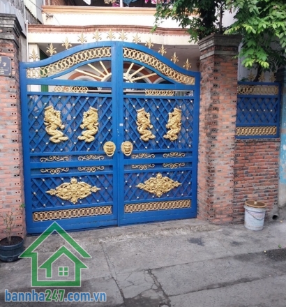 HẺM XE TẢI 6M – TRƯƠNG PHƯỚC PHAN – LÊ VĂN QUỚI – NGAY NGÃ TƯ 4 XÃ DT: 5 x 22 = 110m² – Nhà 1 trệt 1 lầu, cũ, tiện xây mới. Thích hợp xây căn hộ dịch vụ, biệt thự...