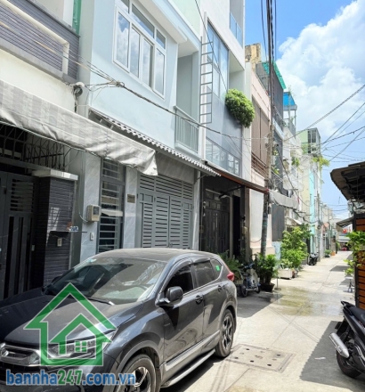 CHỈ 6.05 TỶ - SIÊU PHẨM NHÀ MỚI – HẺM XE HƠI 6M – TRUNG TÂM TÂN PHÚ – Ở NGAY Căn nhà quá lý tưởng cho gia đình nhỏ: 1 trệt 1 lầu – 2PN – 2WC- Nhà mới, sạch sẽ, chỉ xách va ly vào ở. 