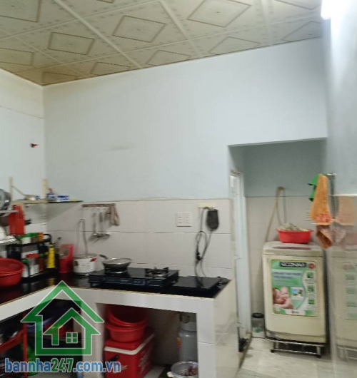 4.7 TỶ - BÁN NHÀ 2 MẶT HẺM – PHÚ TRUNG TÂN PHÚ – TRUNG TÂM TIỆN ÍCH DT: 55m2 (4.7 x 11). Kết cấu: 1 trệt, 1 lầu, gồm 3PN, 2WC. Hẻm 3 gác thông thoáng, khu dân cư hiện hữu. 
