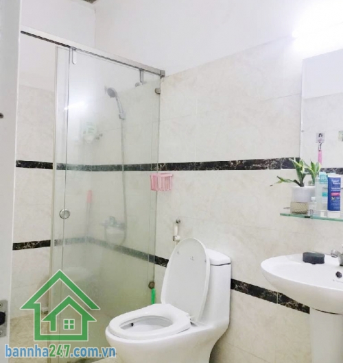 CHỈ 4.65 TỶ - GÒ DẦU – TÂN QUÝ – TÂN PHÚ – NHÀ 2 TẦNG, DT 45M2  Kết cấu: 1 trệt, 1 lầu, 2 phòng ngủ, 2 WC, phòng khách, bếp đầy đủ công năng. Nhà nằm gần AEON. . 