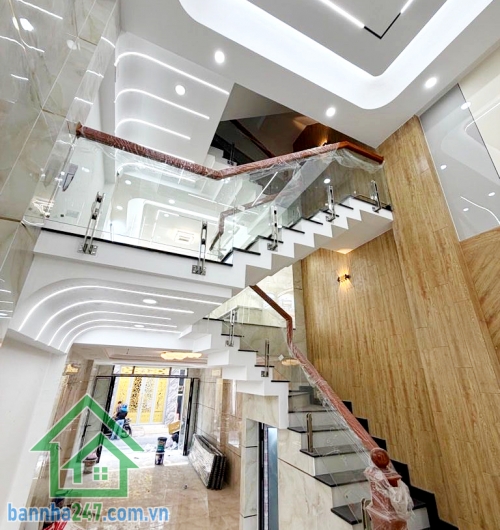 HẺM XE TẢI 7M THÔNG - GẦN BỐN XÃ GIÁP TÂN PHÚ – DT: 64m² (4.2 x 15)m – 6 TẦNG KIÊN CỐ - 5 PN – 5 WC - CHỈ 8,7 TỶ  Nhà cao tầng hiếm – full nội thất – khu VIP Hương Lộ 2!