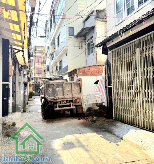 CHỈ 15 TỶ - HẺM XE TẢI - NHÀ ĐẸP 5 TẦNG – NGHĨA PHÁT P. TÂN SƠN NHẤT – KHU DÂN CƯ ĐỒNG BỘ CAO CẤP - 6 PN - 7 WC * Diện tích: 3,9 x 20m, nở hậu 4,3m – phong thủy đẹp * Kết cấu: 1 trệt 3 lầu sân thượng * Công năng: 6 PN – 7 WC
