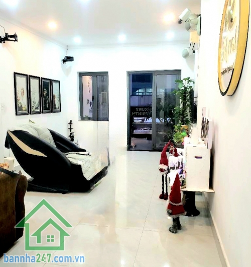 CHỈ 20,5 TỶ – SIÊU PHẨM MTKD GÒ DẦU – 2 MẶT TIỀN TRƯỚC SAU – 4 TẦNG - 5 PN + 1 P. THỜ  * Diện tích: 4 x 19,5m – sổ vuông đẹp * Kết cấu: 4 tầng * Công năng: 5 PN