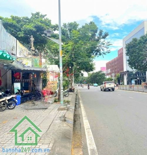 CHỈ 15,99 TỶ – MTKD ĐƯỜNG 18M - LỀ 3M BỜ BAO TÂN THẮNG – ĐỐI DIỆN AEON MALL TÂN PHÚ – DÒNG TIỀN 27 TRIỆU/THÁNG 