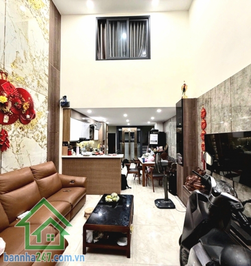 CHỈ 8 TỶ – NHÀ MỚI 5 TẦNG CÓ THANG MÁY XỊN – KẾ AEON TÂN PHÚ – HXH - DT: 54m² (4 x 13.5)m - 4 PN - 4 WC