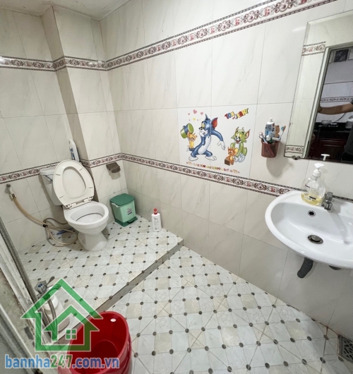 CHỈ 4,5 TỶ (TL) - BÁN GẤP NHÀ 3 TẦNG CHIẾN LƯỢC - SÁT KHU TÊN LỬA - HẺM XE HƠI 5M - 55M² - 3PN - 2WC