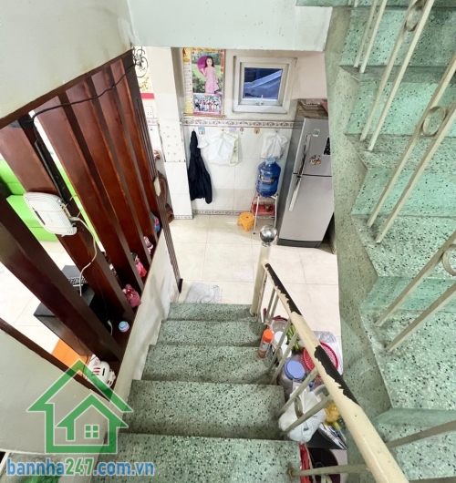 CHỈ 4,5 TỶ (TL) - BÁN GẤP NHÀ 3 TẦNG CHIẾN LƯỢC - SÁT KHU TÊN LỬA - HẺM XE HƠI 5M - 55M² - 3PN - 2WC