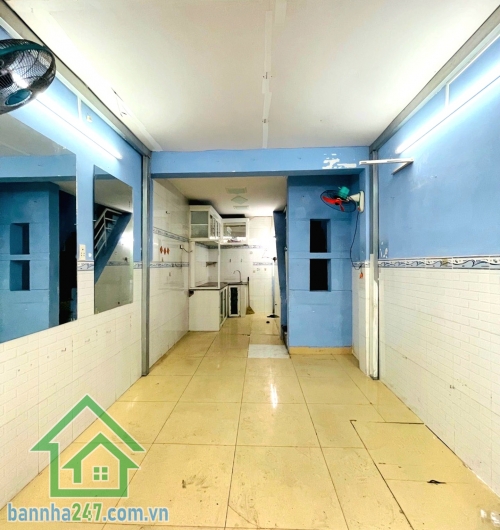 CHỈ 1,9 TỶ - HXH 5,5M - 3 TẦNG - 2 PN - 2WC - Ô TÔ ĐỖ CỬA - GẦN CHỢ LÊ VĂN QUỚI - GIÁ SI.ÊU MỀM