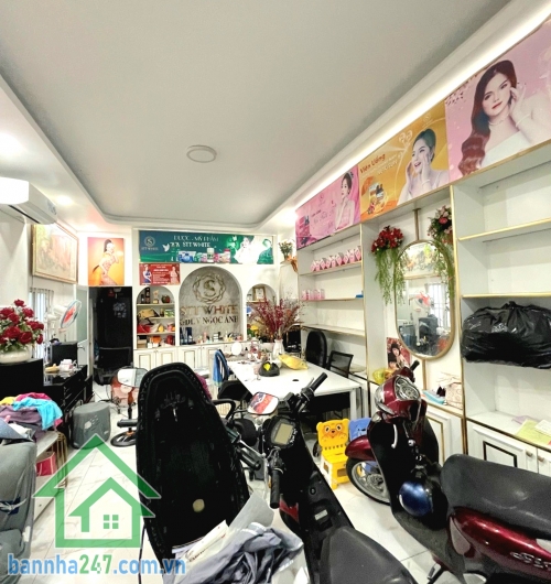 CHỈ 5,85 TỶ – HẺM 6M – Ô TÔ NGỦ TRONG NHÀ – LÔ GÓC THOÁNG – 45M² – 2 TẦNG – 3PN – 2WC