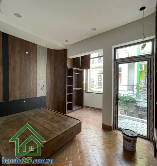 CHỈ 6,8 TỶ - HẺM 4M THÔNG – GIÁP TÂN PHÚ - DT: 65.5M² - NHÀ 3 TẦNG BTCT – (6,75 x 9,47)M – GẦN NGÃ TƯ BỐN XÃ - 4PN KHÉP KÍN - 5 WC