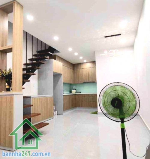 CHỈ 5,2 TỶ – HXH – NHÀ ĐẸP TÂN PHÚ – DT: 44M² (4 x 11) - 2 TẦNG - NGAY CỔNG TRƯỜNG TRÍ ĐỨC – SÁT CELADON CITY 