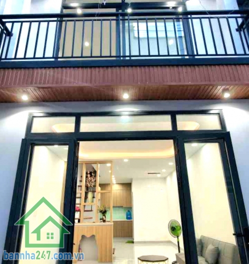 CHỈ 5,2 TỶ – HXH – NHÀ ĐẸP TÂN PHÚ – DT: 44M² (4 x 11) - 2 TẦNG - NGAY CỔNG TRƯỜNG TRÍ ĐỨC – SÁT CELADON CITY 