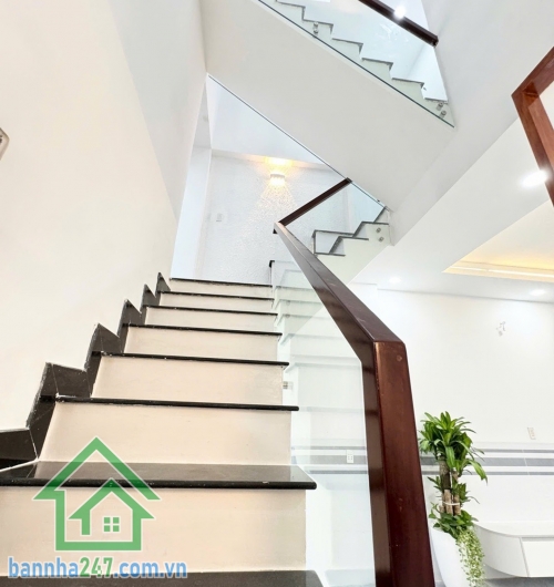 CHỈ 5,4 TỶ – HẺM NHỰA 7M XE TẢI – THÔNG TỨ PHÍA – NHÀ 3 TẦNG – 50,5M² – 3PN – SÁT MẶT TIỀN – GẦN AEON MALL TÂN PHÚ