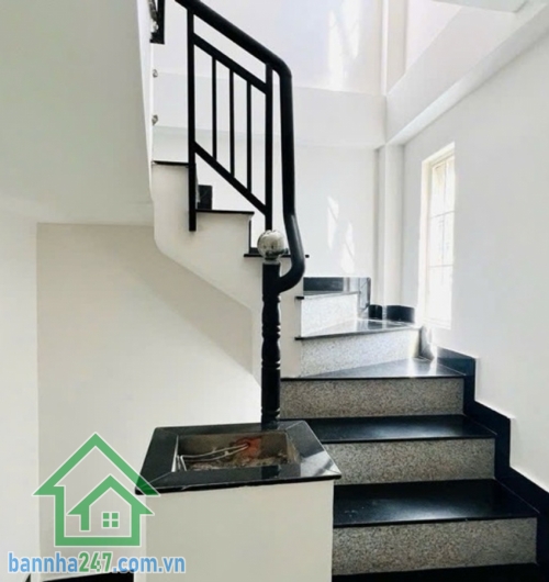 CHỈ 5,1 TỶ – TRUNG TÂM TÂN PHÚ – NGANG 6M – 43,2M² – 3 TẦNG – 3PN – DÒNG TIỀN 8TR/THÁNG