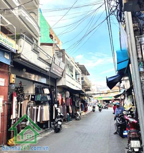 CHỈ 7,8 TỶ – NHÀ VUÔNG – 4 TẦNG BTCT - HOÀN CÔNG ĐỦ – KHU CHỢ VẢI – SÁT CHỢ TÂN BÌNH