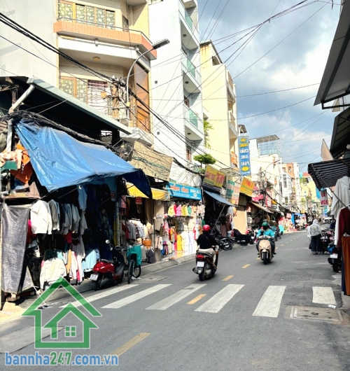 CHỈ 7,8 TỶ – NHÀ VUÔNG – 4 TẦNG BTCT - HOÀN CÔNG ĐỦ – KHU CHỢ VẢI – SÁT CHỢ TÂN BÌNH
