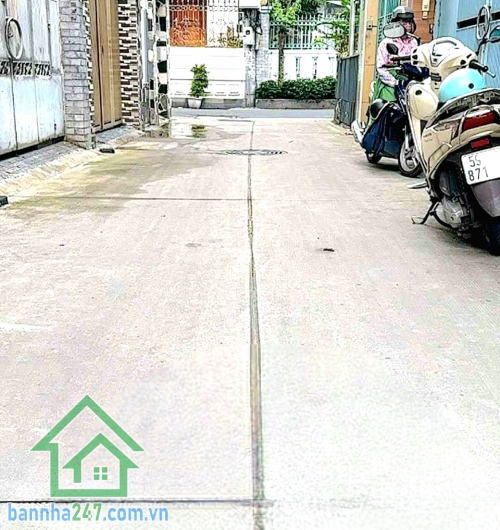 HẺM XE TẢI THÔNG – SÁT MẶT TIỀN NGUYỄN HỒNG ĐÀO – (4x20)M – 2 TẦNG - CHỈ 11 TỶ 