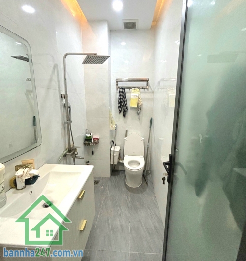 CHỈ 11 TỶ – HXH TÂN HƯƠNG TÂN PHÚ – 69M² – 4x17M – 5 TẦNG – 6PN - 6WC