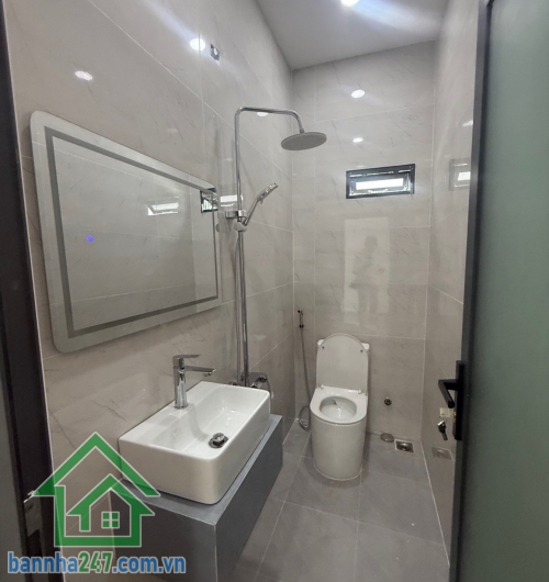 NHÀ GÓC TRỊNH ĐÌNH TRỌNG – HẺM 4M – CÁCH HẺM XE HƠI 10M – HOÀN CÔNG ĐỦ - 4,85 TỶ