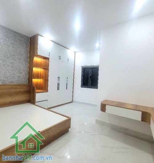 CHỈ 7,6 TỶ – NHÀ 5 TẦNG – NGANG 4,3M – 6 PHÒNG NGỦ – HẺM XE HƠI – GẦN BỆNH VIỆN BÌNH TÂN