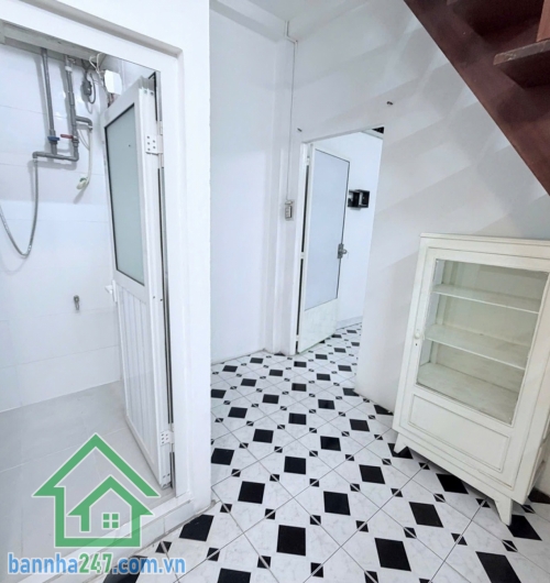 CHỈ 4,98 TỶ – NHÀ 3 TẦNG – 3 PHÒNG NGỦ – 32M² VUÔNG VỨC – GẦN NGÃ TƯ BẢY HIỀN - 3PN - 3WC