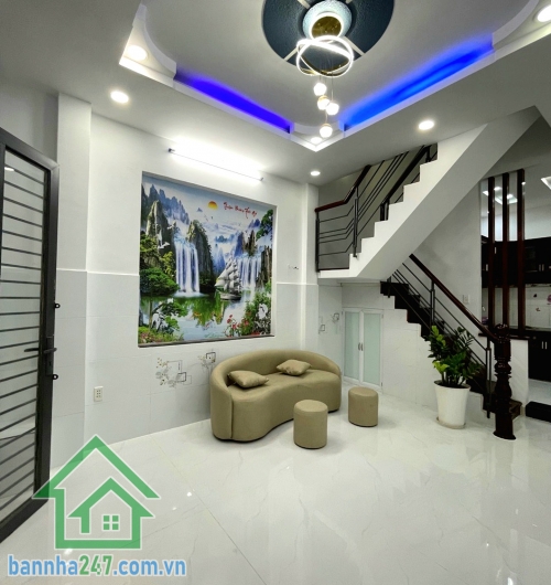 HẺM XE TẢI THÔNG – GẦN TÂN PHÚ - 3 TẦNG – 32,5M² (4 x 8,03) – 3 PN – SỔ MỚI 2026 - NHỈNH 3 T.Ỷ