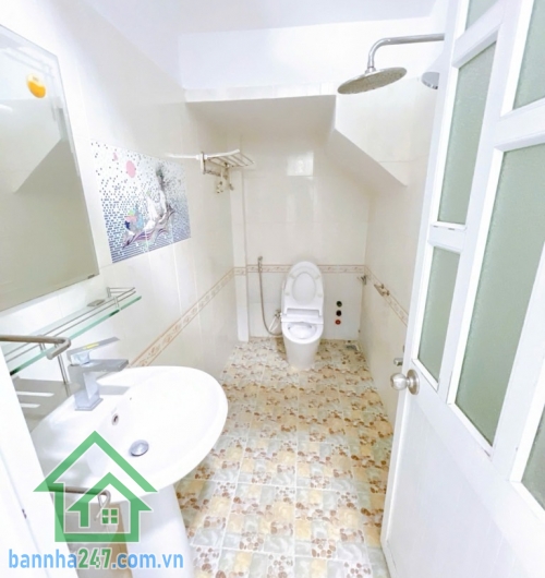 MTKD LÊ SAO – PHÚ THẠNH, TÂN PHÚ – DT(4 x 18)M - ĐƯỜNG NHỰA12M - LỀ 3M – ĐANG CHO THUÊ 17,5 TRIỆU/THÁNG