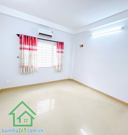 MTKD LÊ SAO – PHÚ THẠNH, TÂN PHÚ – DT(4 x 18)M - ĐƯỜNG NHỰA12M - LỀ 3M – ĐANG CHO THUÊ 17,5 TRIỆU/THÁNG