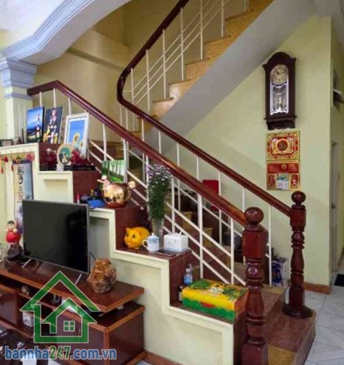 GẦN KHU BÀU CÁT – HẺM NHỰA Ô TÔ THÔNG – NGANG 6M