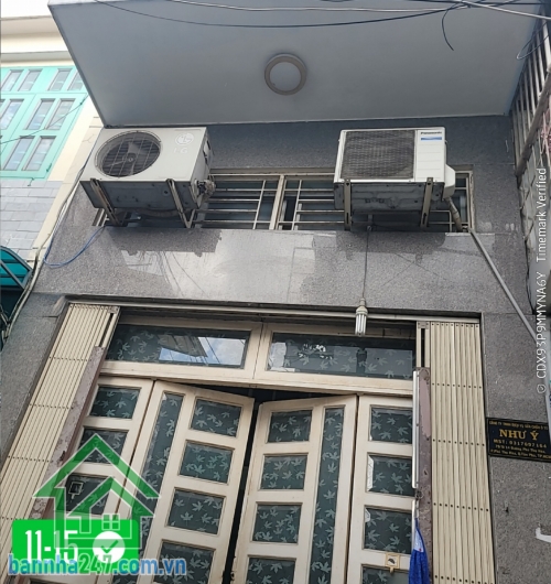 SIÊU HIẾM – NHÀ 3 TẦNG PHÚ THỌ HÒA – CHỈ 3.1 TỶ * Kết cấu 3 tầng BTCT chắc chắn: 1 trệt – 1 lửng – 1 lầu * DT: 3 x 8m, DTSD 71m², bố trí 3PN – 2WC, tiện nghi và công năng đầy đủ. 