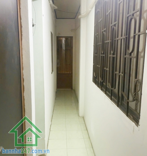 CHỈ 3,1 TỶ – NHÀ 2 TẦNG TRUNG TÂM TÂN PHÚ – DT: 32M2 - ĐANG CHO THUÊ 6TR/THÁNG – NGÂN HÀNG HỖ TRỢ VAY HƠN 2 TỶ Kết cấu: 2 Tầng (1 trệt 1 lầu), gồm 2PN, bếp, WC
