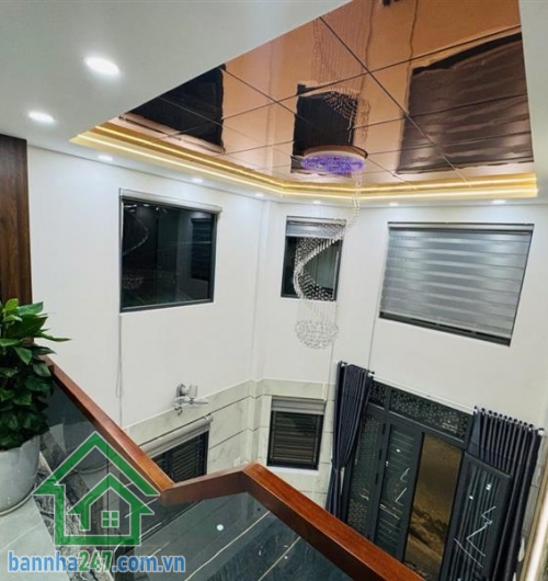 CHỈ 7,8 TỶ – NHÀ GÓC 5 TẦNG – 53M² – FULL NỘI THẤT CAO CẤP – ĐƯỜNG 8M – KHU MÃ LÒ, BỐN XÃ - 5PN - 6WC