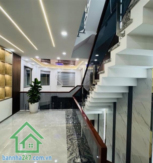 CHỈ 7,8 TỶ – NHÀ GÓC 5 TẦNG – 53M² – FULL NỘI THẤT CAO CẤP – ĐƯỜNG 8M – KHU MÃ LÒ, BỐN XÃ - 5PN - 6WC