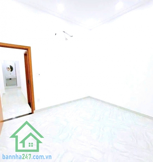 CHỈ 3 TỶ - HẺM BA GÁC – CÁCH 3 CĂN RA MẶT TIỀN PHAN VĂN NĂM – TÂN PHÚ - DTSD: 42M² – 2PN – 2WC ĐANG CHO THUÊ 5TR/THÁNG * Diện tích công nhận: 21m² – nở hậu đẹp