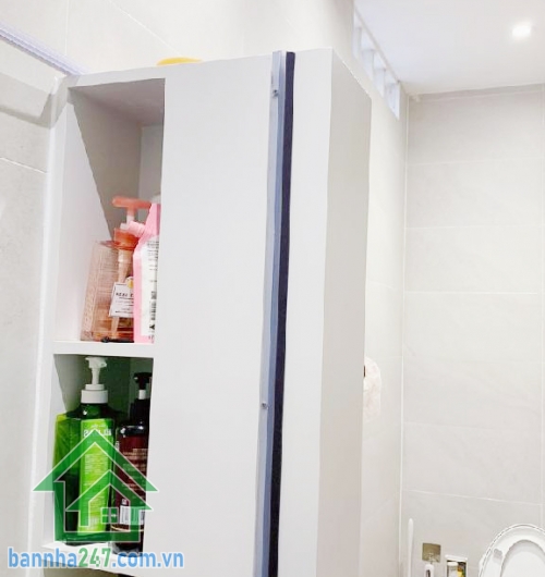 CHỈ 18,3 TỶ – NHÀ MỚI MẶT TIỀN ĐƯỜNG TRUNG TÂM QUẬN 11 – 4 TẦNG – 4PN, 5WC  Diện tích: 57m² (3.65 x 13m), sổ vuông vức. Kết cấu: 1 trệt, 3 lầu, gồm 4PN, 5WC
