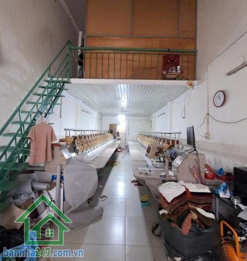 CHỈ 4,45 TỶ – NHÀ 2 TẦNG BÌNH HƯNG HÒA – XE HƠI VÔ NHÀ – HẺM THÔNG 5M