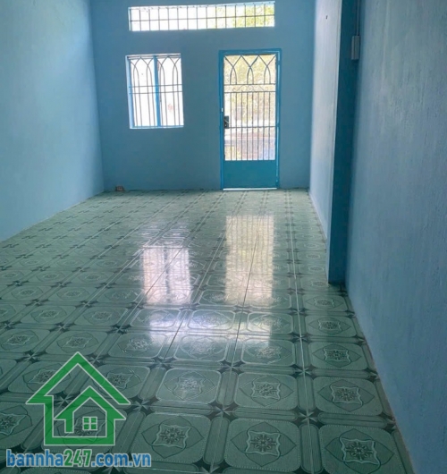 CHỈ 3,89 TỶ – HẺM XE TẢI HIẾM – TÂN BÌNH GIÁP Q10, Q11, TÂN PHÚ DT: 41m²- 2 Tầng (1 trệt 1 lầu), 2PN, 2WC Vị trí trung tâm, ngay Lạc Long Quân, gần trường học các cấp. 