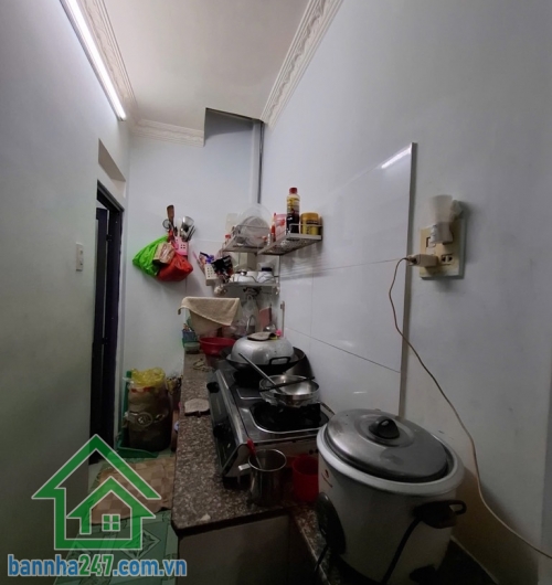 CHỈ 2,1 TỶ – NHÀ 4 TẦNG TẠI TRẦN VĂN QUANG – TÂN BÌNH – CÓ SÂN THƯỢNG, SỔ VUÔNG ĐẸP * Vị trí ngay trung tâm Tân Bình, sát Quận 10, Quận 11, thuận lợi di chuyển.