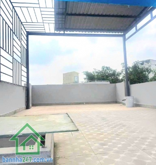 CHỈ 5,7 TỶ – HẺM 6M CHIẾN LƯỢC – HXH TỚI NHÀ – FULL NỘI THẤT CAO CẤP DT 64,2m² (4 x 15)m – 2 TẦNG – 2PN – 2WC – SÂN THƯỢNG RỘNG) - Kết cấu: 1 trệt – 1 lầu BTCT