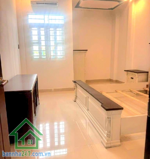 CHỈ 5,7 TỶ – HẺM 6M CHIẾN LƯỢC – HXH TỚI NHÀ – FULL NỘI THẤT CAO CẤP DT 64,2m² (4 x 15)m – 2 TẦNG – 2PN – 2WC – SÂN THƯỢNG RỘNG) - Kết cấu: 1 trệt – 1 lầu BTCT