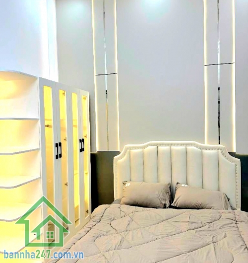  5,15 TỶ – HẺM XE TẢI 6M THÔNG – TÂN KỲ TÂN QUÝ – NHÀ MỚI Ở LIỀN – DT 40M² (4x10)m – 3PN – 2WC Nhà đẹp mới tinh – BTCT kiên cố * Diện tích: 4 x 10m * Kết cấu: 1 trệt + 1 lửng + 1 lầu* Công năng đầy đủ: 3PN – 2WC * Nội thất xịn, chỉ việc xách vali vào ở ng