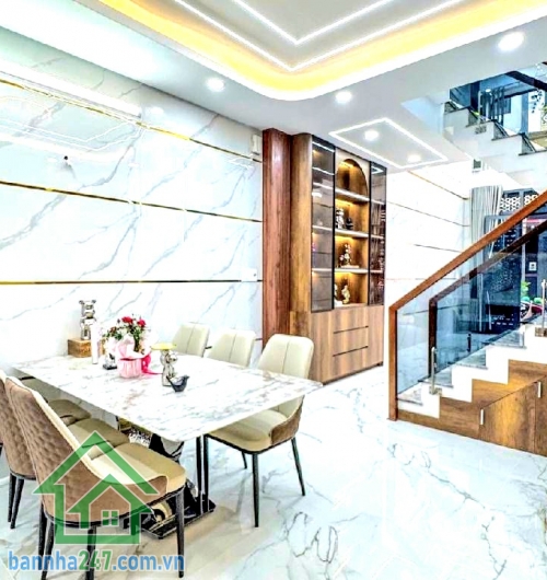 CHỈ 7,3 TỶ (TL) – HẺM 6M LÔ TƯ – NHÀ 5 TẦNG – 5PN – 6WC – GARAGE Ô TÔ – DT 48m² Nhà đẹp 5 tầng – full nội thất cao cấp * Diện tích: 4 x 12m (CN 48m²)