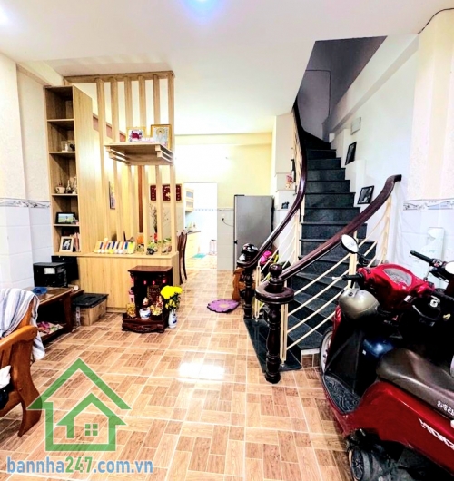 CHỈ 5,2 TỶ – NHÀ TRẦN VĂN ƠN – TÂN PHÚ – Ở NGAY - 46m² – 3 TẦNG – 3PN – 3WC – NHÀ ĐẸP  Diện tích: 46m² - 1 trệt + 2 lầu (3 tầng) 3 PN – 3 WC (mỗi phòng 1 WC riêng)