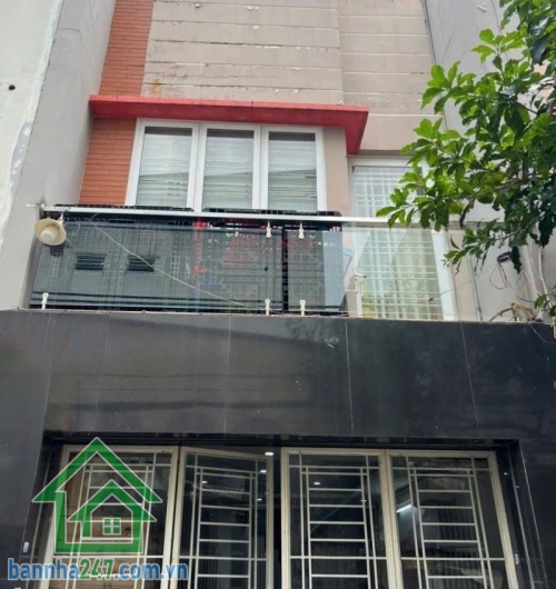 HẺM XE HƠI THÔNG – NGAY AEON - TÂY THẠNH – 2 TẦNG – SỔ NỞ HẬU – CHỈ 5.3 TỶ  Diện tích: 40m² – sổ nở hậu 4.1m – phong thủy tốt.  Nhà 1 trệt 1 lầu – 2PN – 2WC