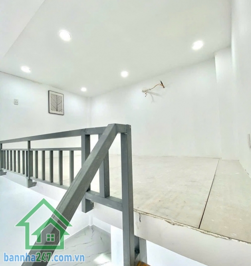 CHỈ 1,6 TỶ – NHÀ MỚI NGAY AEON CELEDON TÂN PHÚ – GIÁ TỐT KHÓ TÌM Diện tích: 2,6 x 6m (12m2). Kết cấu: trệt, lửng, lầu gồm 2PN, 2WC. Nhà mới đẹp, thiết kế hiện đại.